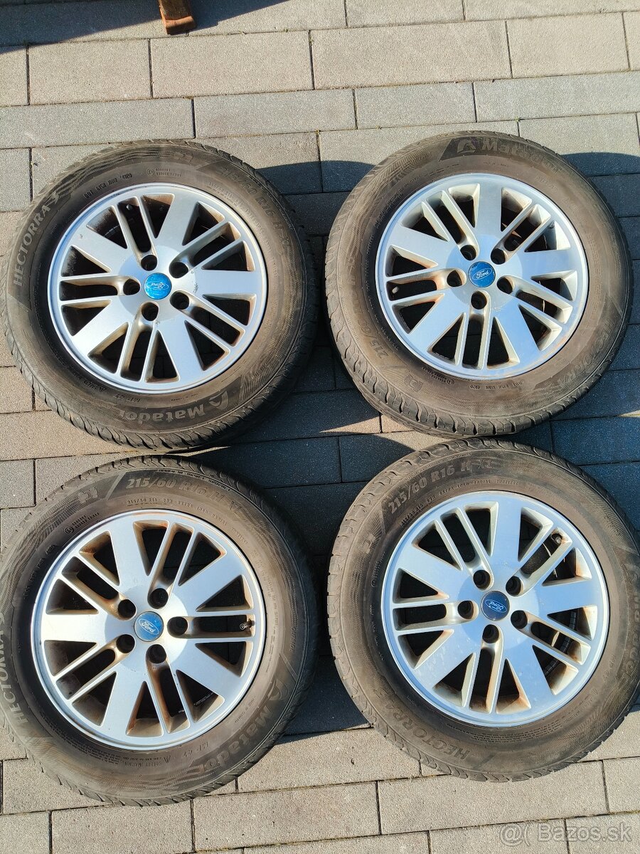 Hliníkové disky + pneu. na Ford, 215/60 R16
