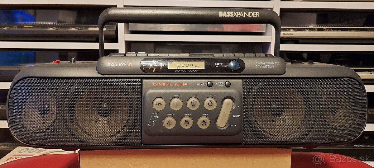 Predám vintage boombox Sanyo MW-769L