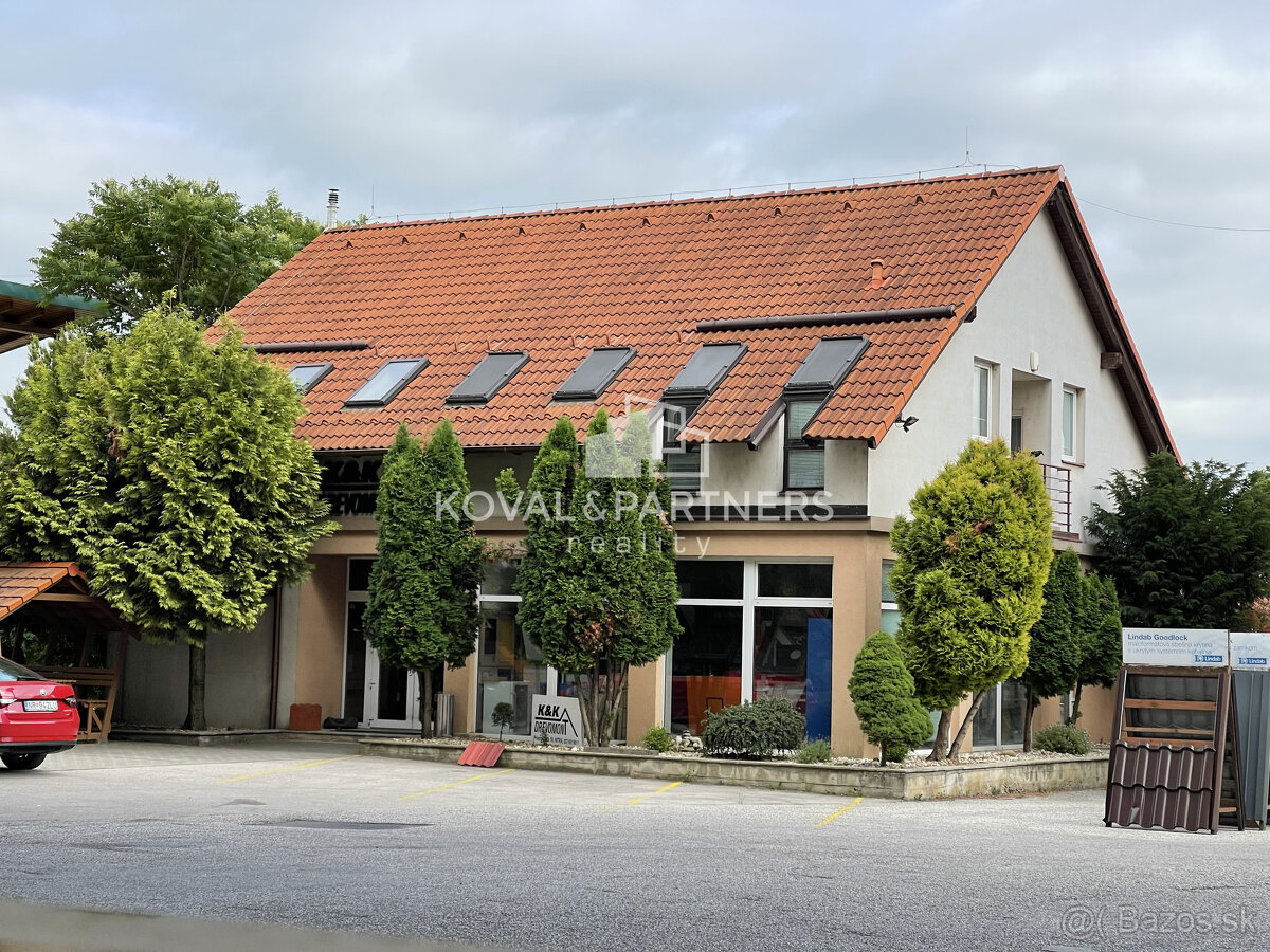 Administratívny, obchodný a skladový priestor v priemyselnej