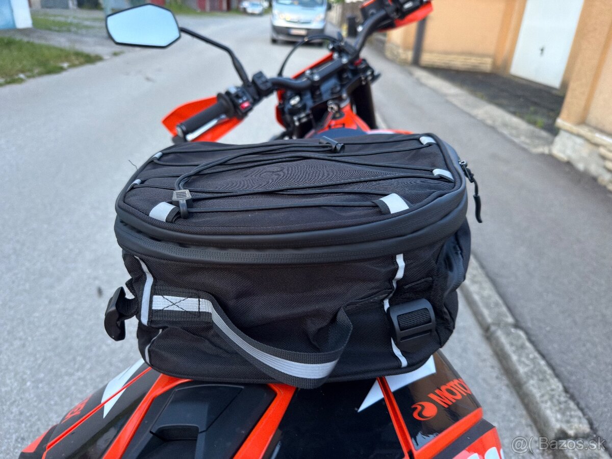 Zadná taška na moto
