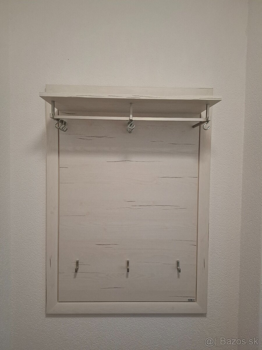 Predám vešiakový panel