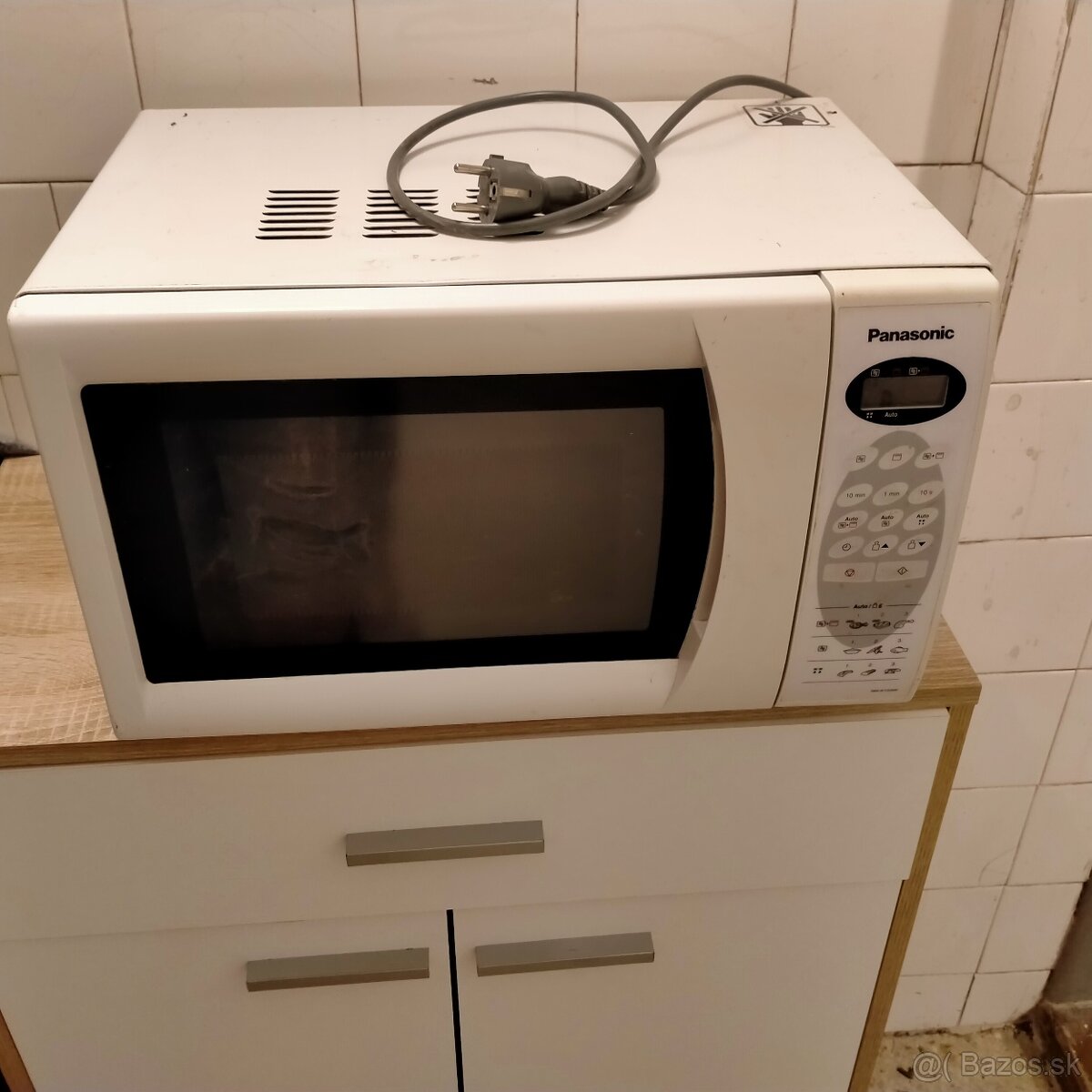 Predám mikrovlnku rúru Panasonic