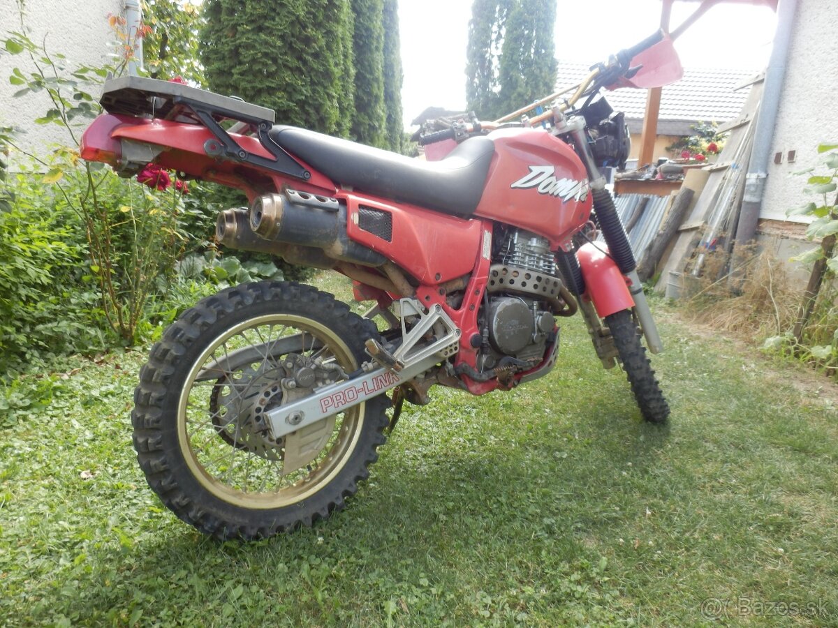 Honda 650 Dominátor bez tp špz