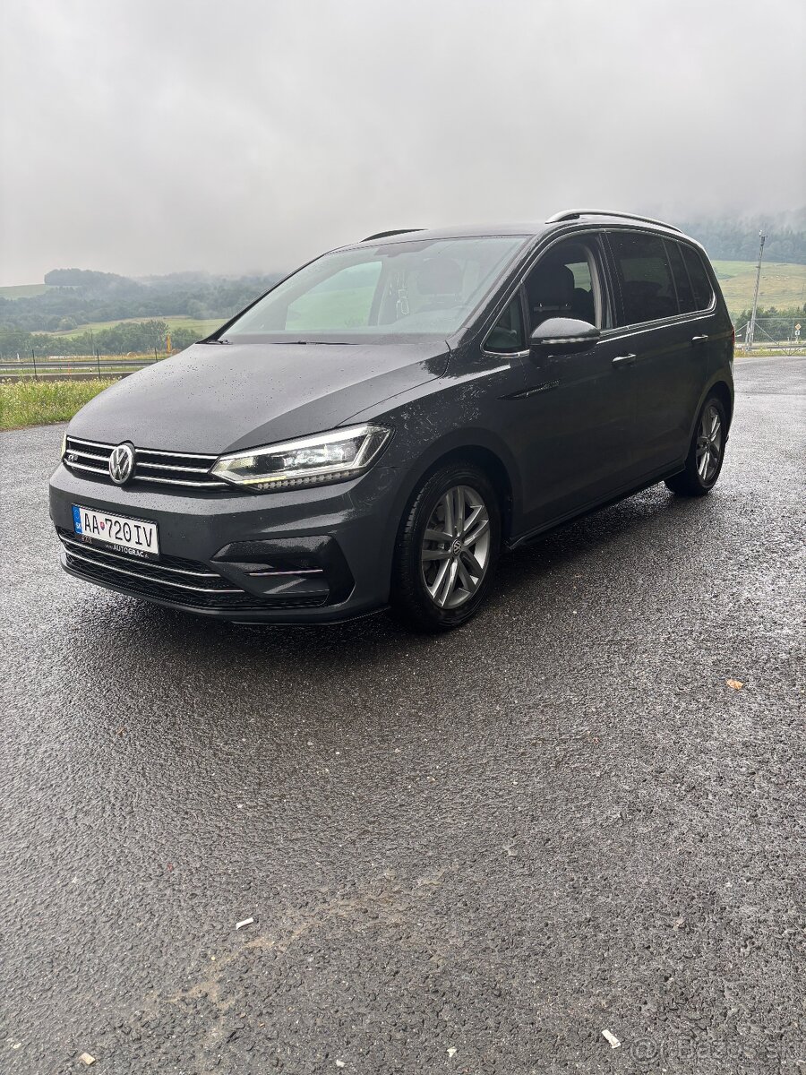 Volkswagen Touran R-line