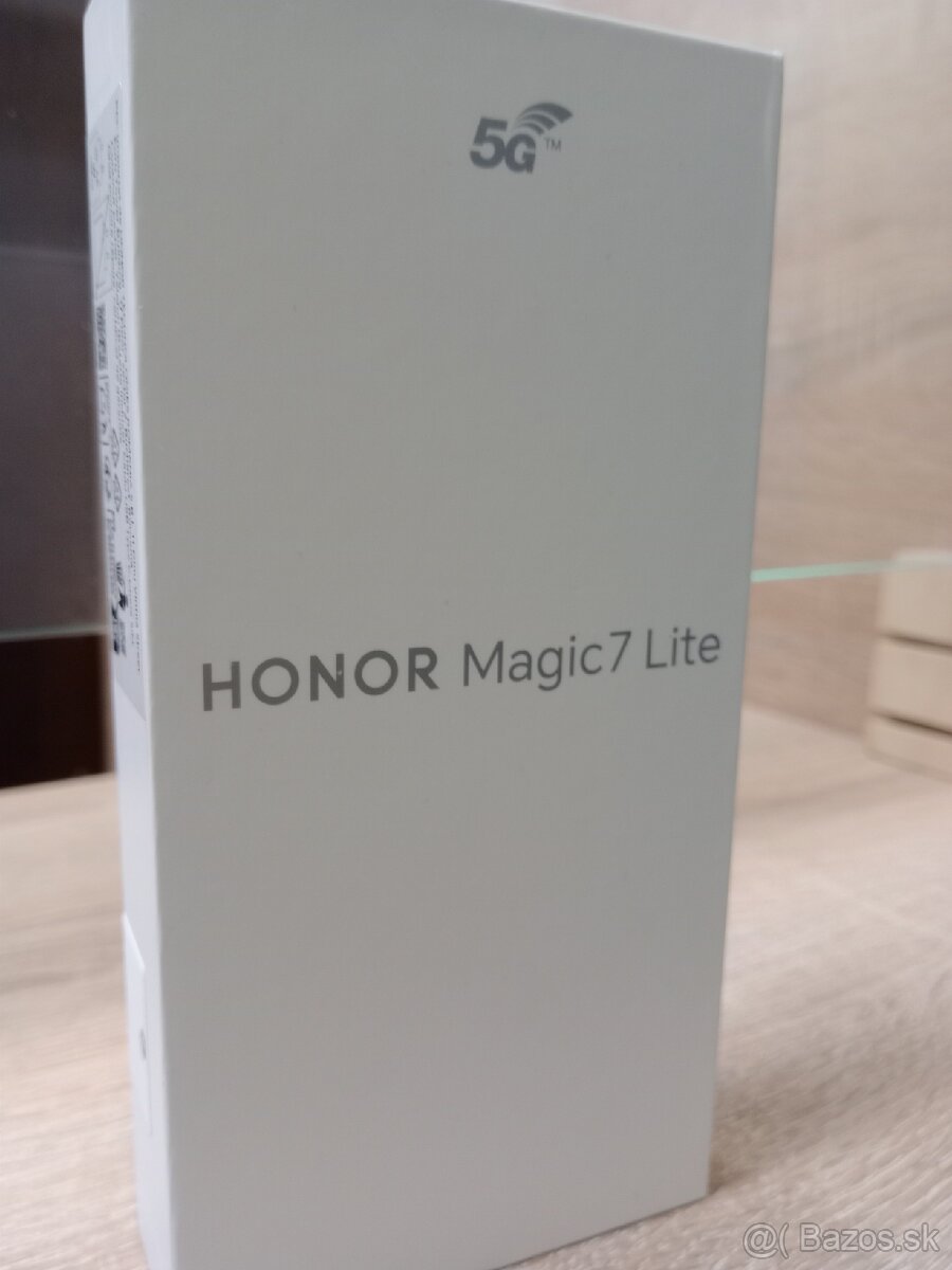 Honor Magic7 lite