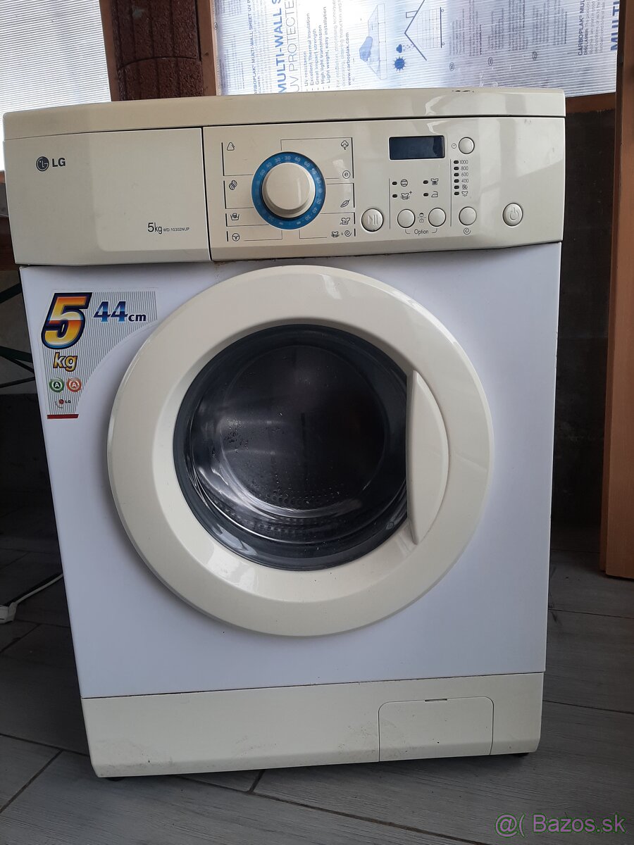 Práčka LG