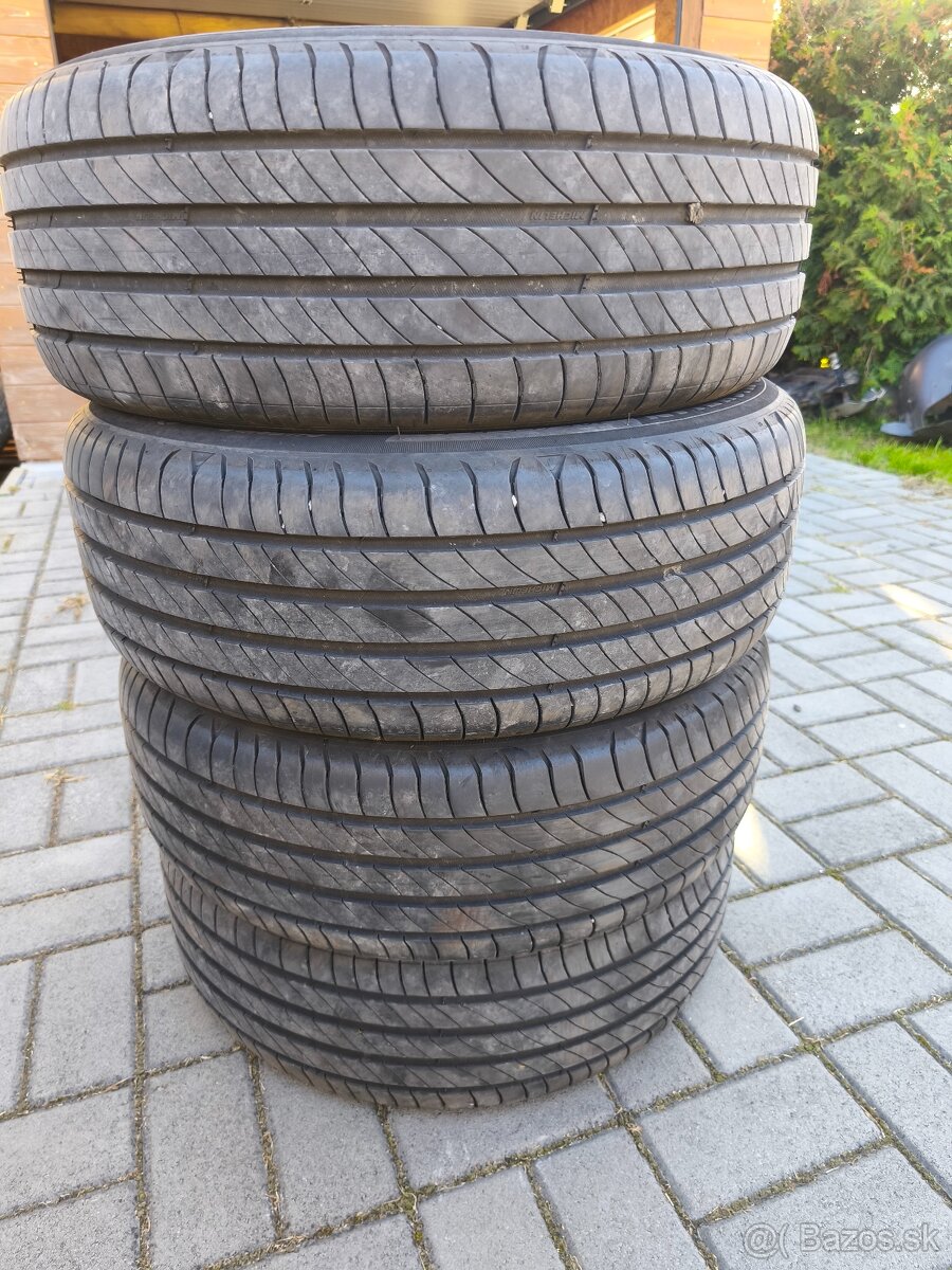 Letne pneu 195/55r16 zn Michelin
