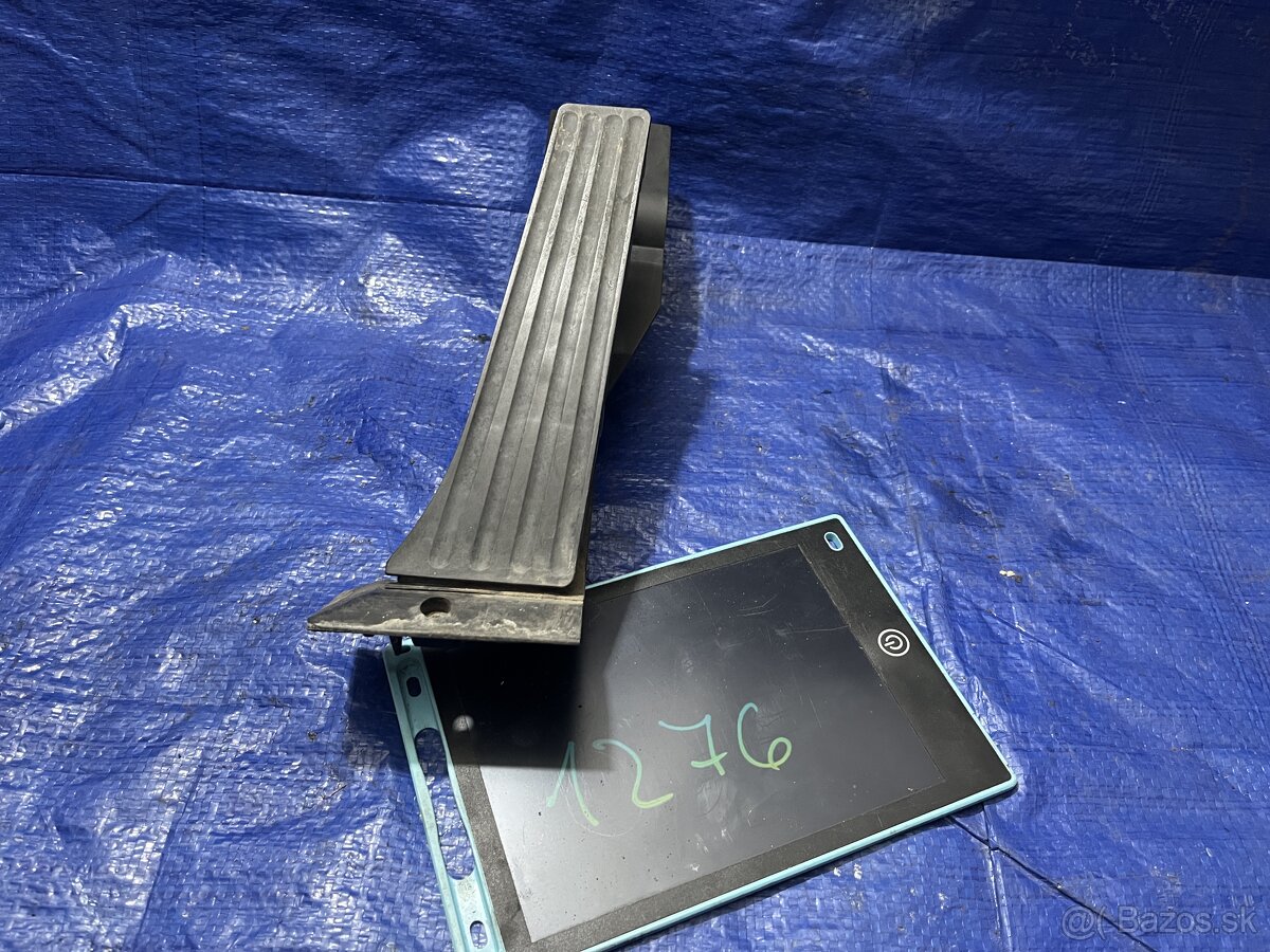 PLYNOVY PEDAL -POTENCIOMETER BMW E60