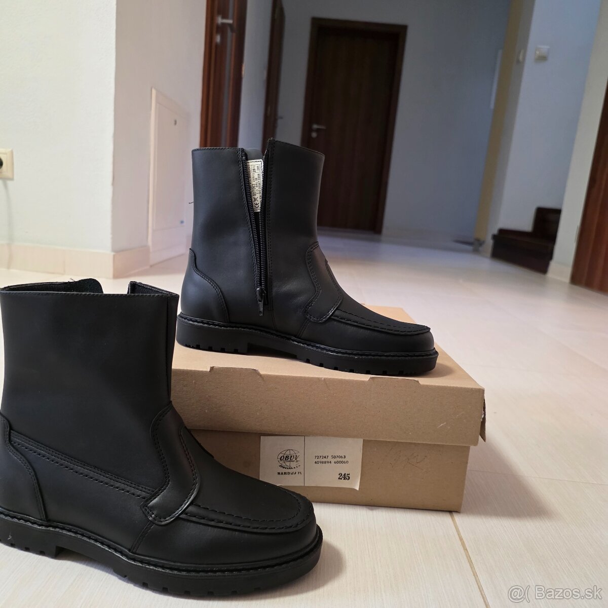 Vojenská kožená obuv