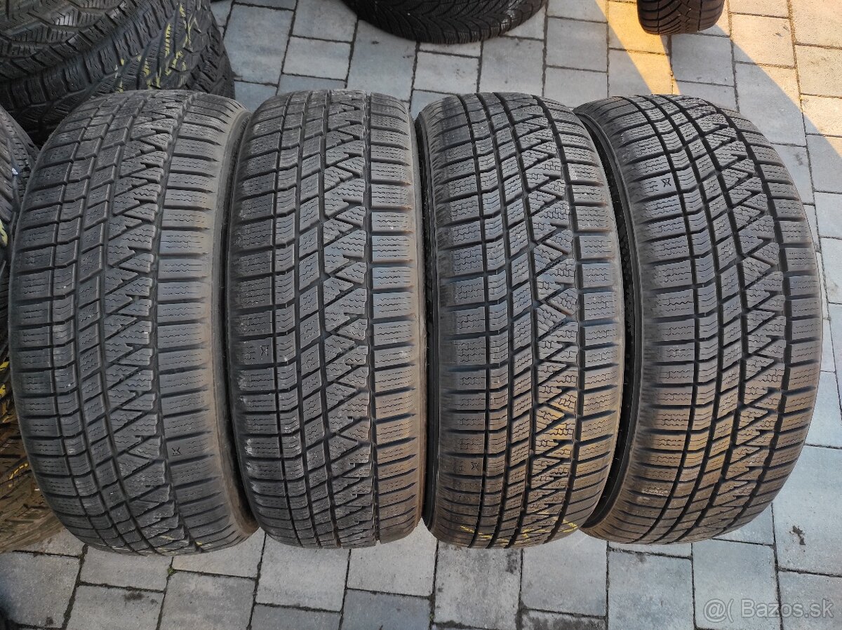 Zimné pneumatiky 215/55 R18 Kumho