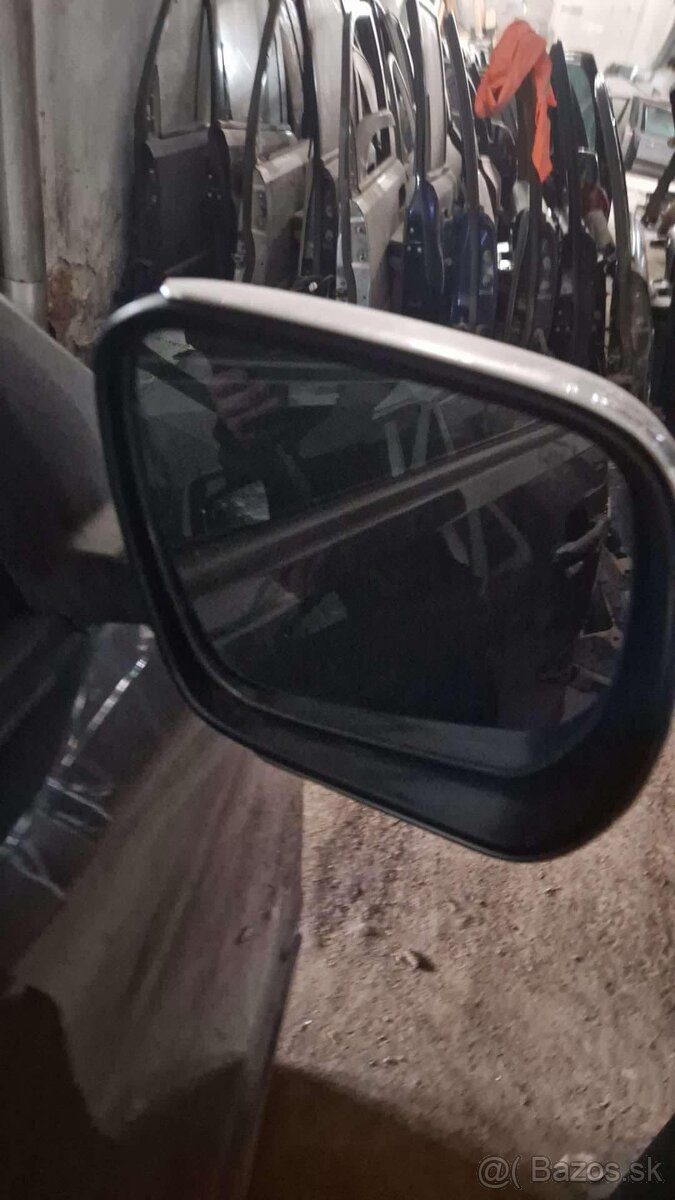 suzuki grand vitara prave spatne zrkadlo