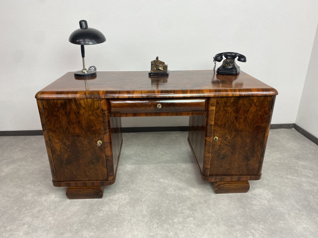 Priestorový art deco písací stôl/ Orechová korenica 1930