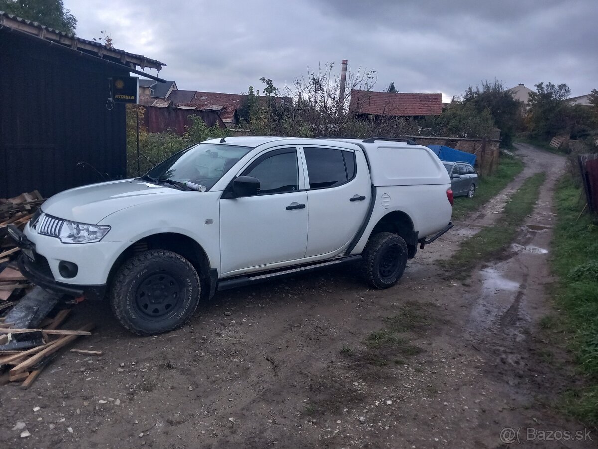 Mitsubishi L 200 Hardtop rv2012