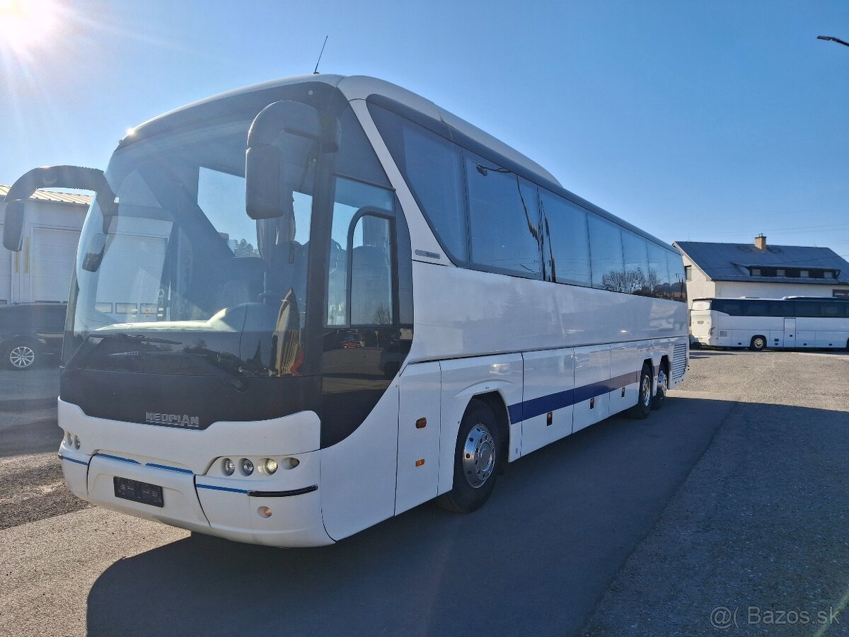 Neoplan Tourliner