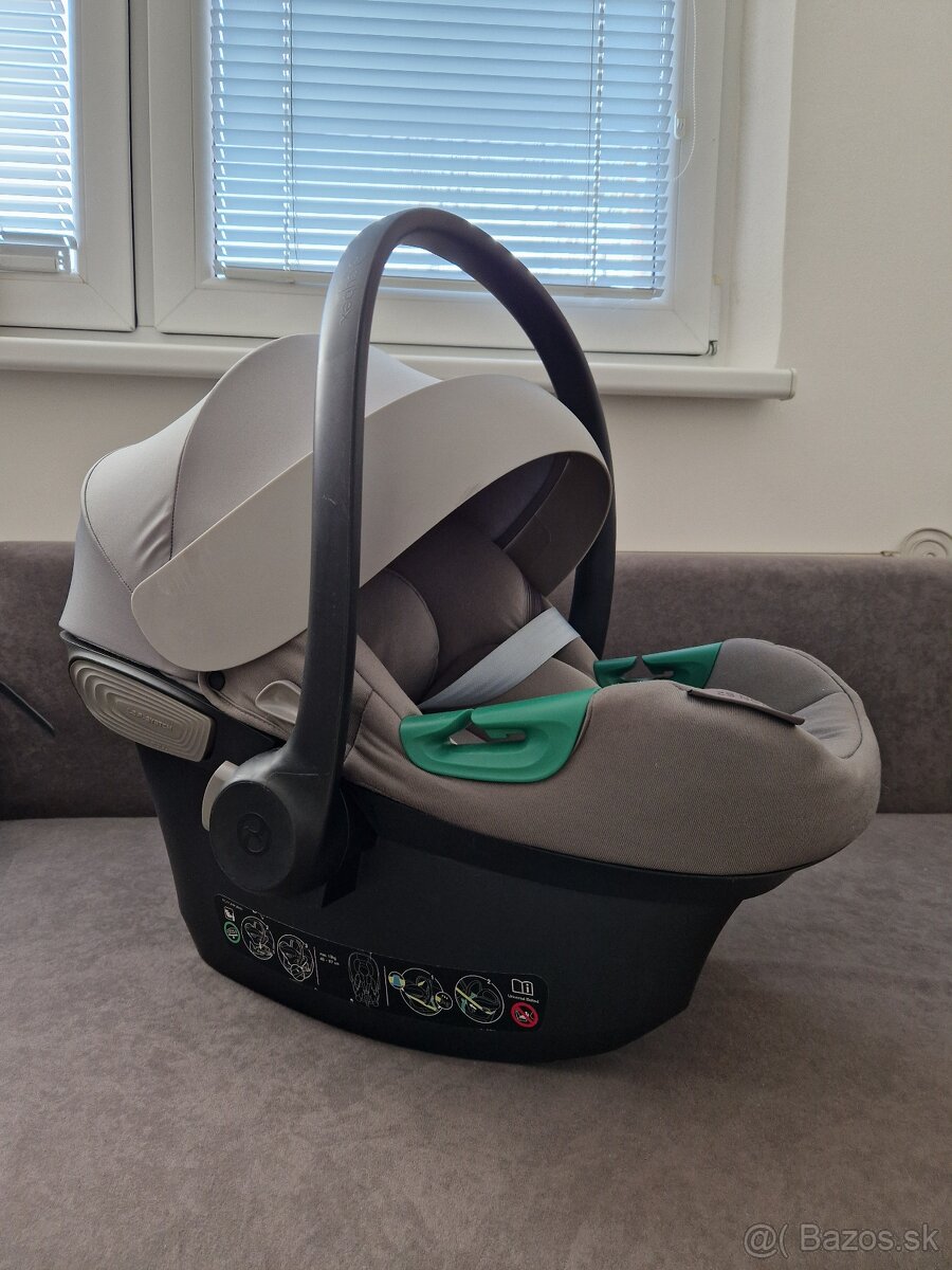 Cybex Aton S2 i-size
