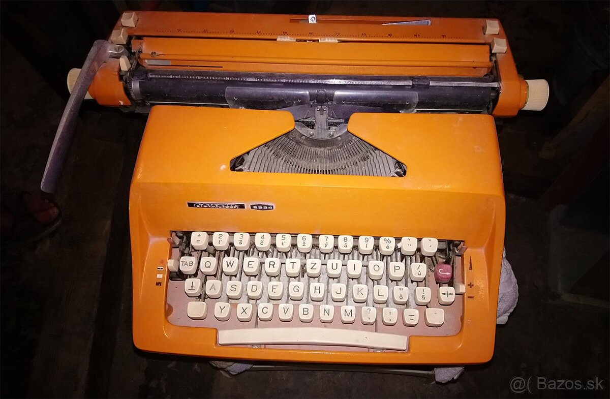 Písací stroj Consul 2224