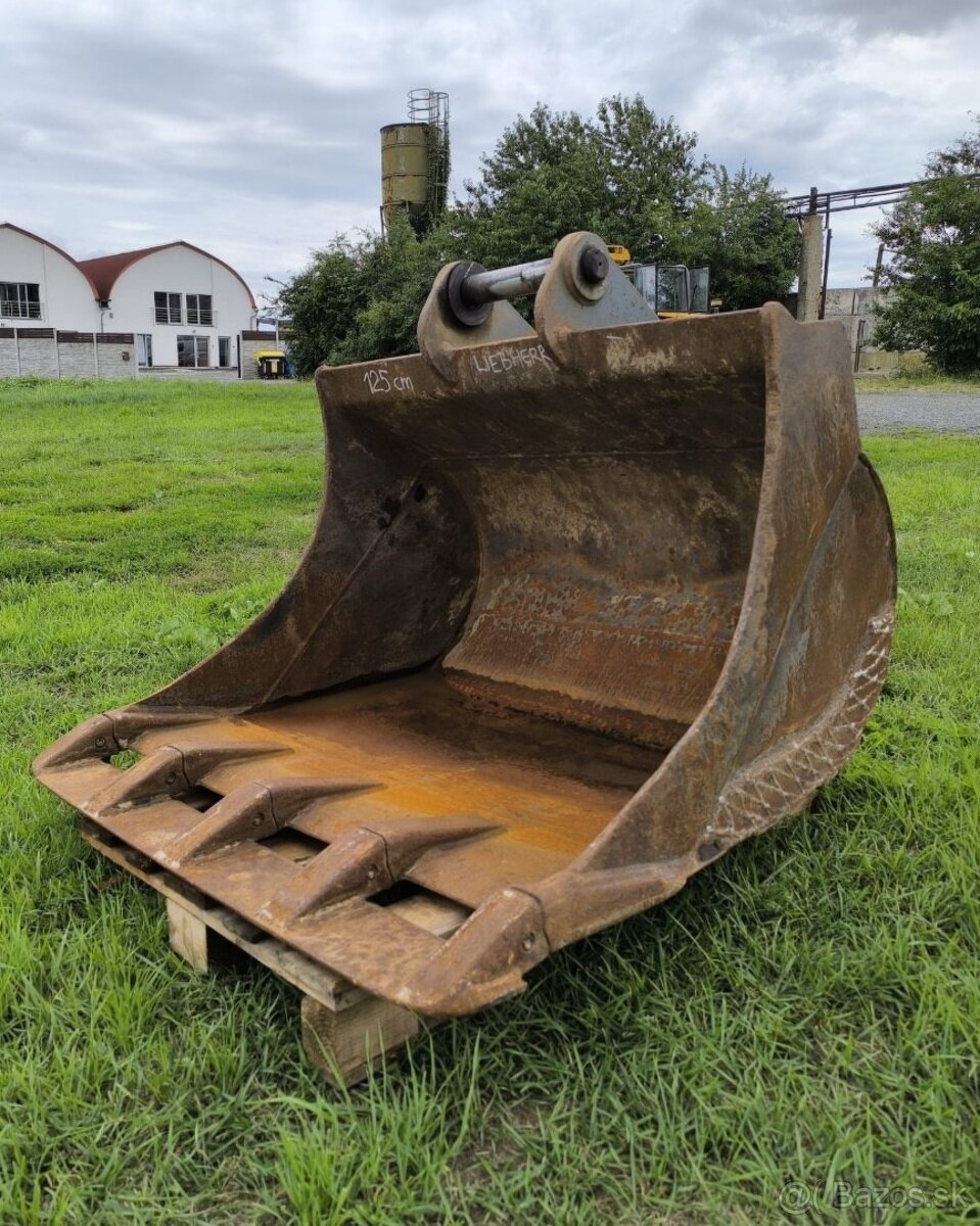 Podkopová lžíce, 120cm s upínáním Liebherr
