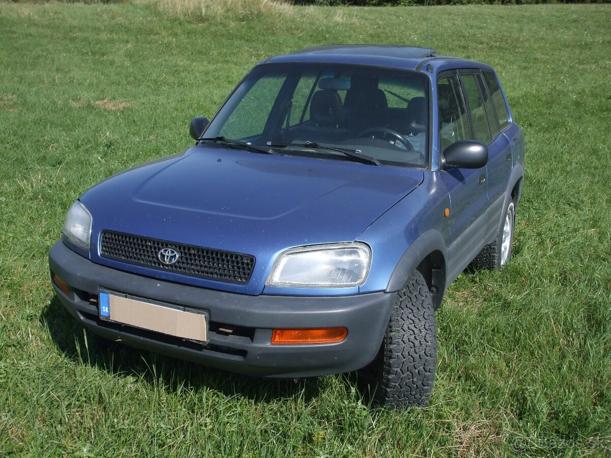 Predam toyota Rav4 2.0 benzin 4x4 r.v.1997 94 kw