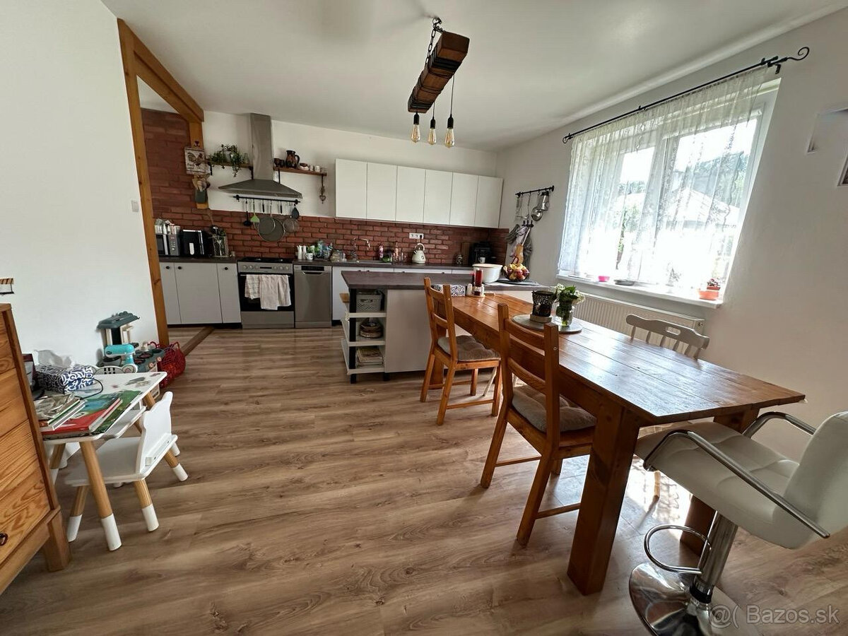 Znížená cena Bungalov po rekonštrukcii v lone Nízkych Tatier