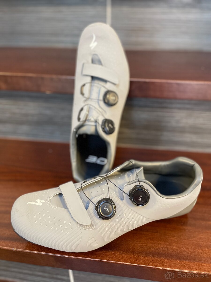 Top cyklo tretry - Specialized