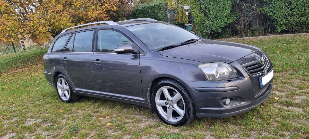 Toyota Avensis combi, 2.2 D4D,110kW, vyborny stav,