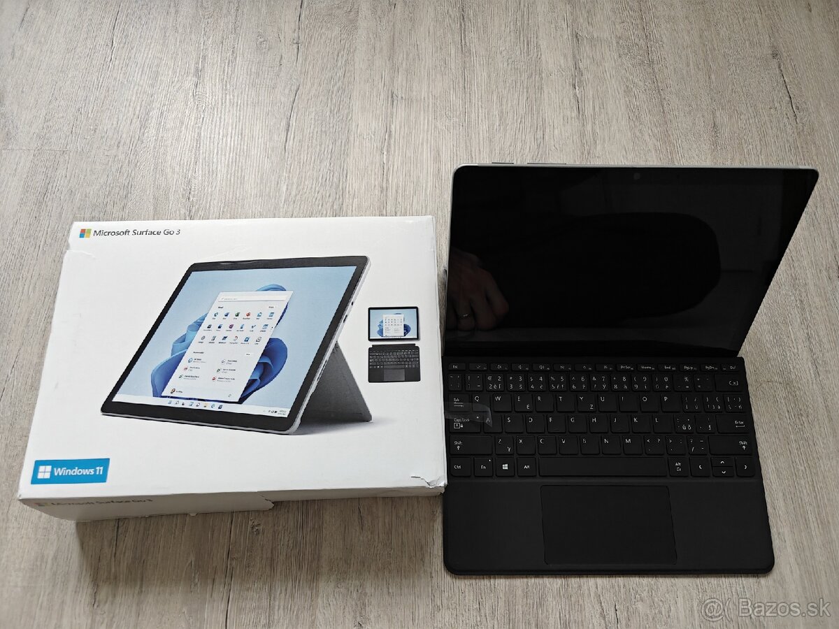 Predám notebook Microsoft Surface GO 3