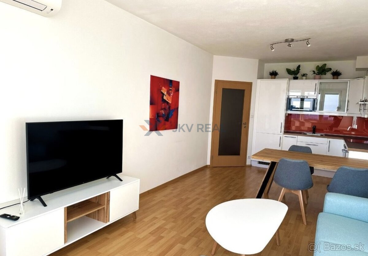 2-izbový byt s balkónom v projekte Jégeho alej, v m.časti Ru