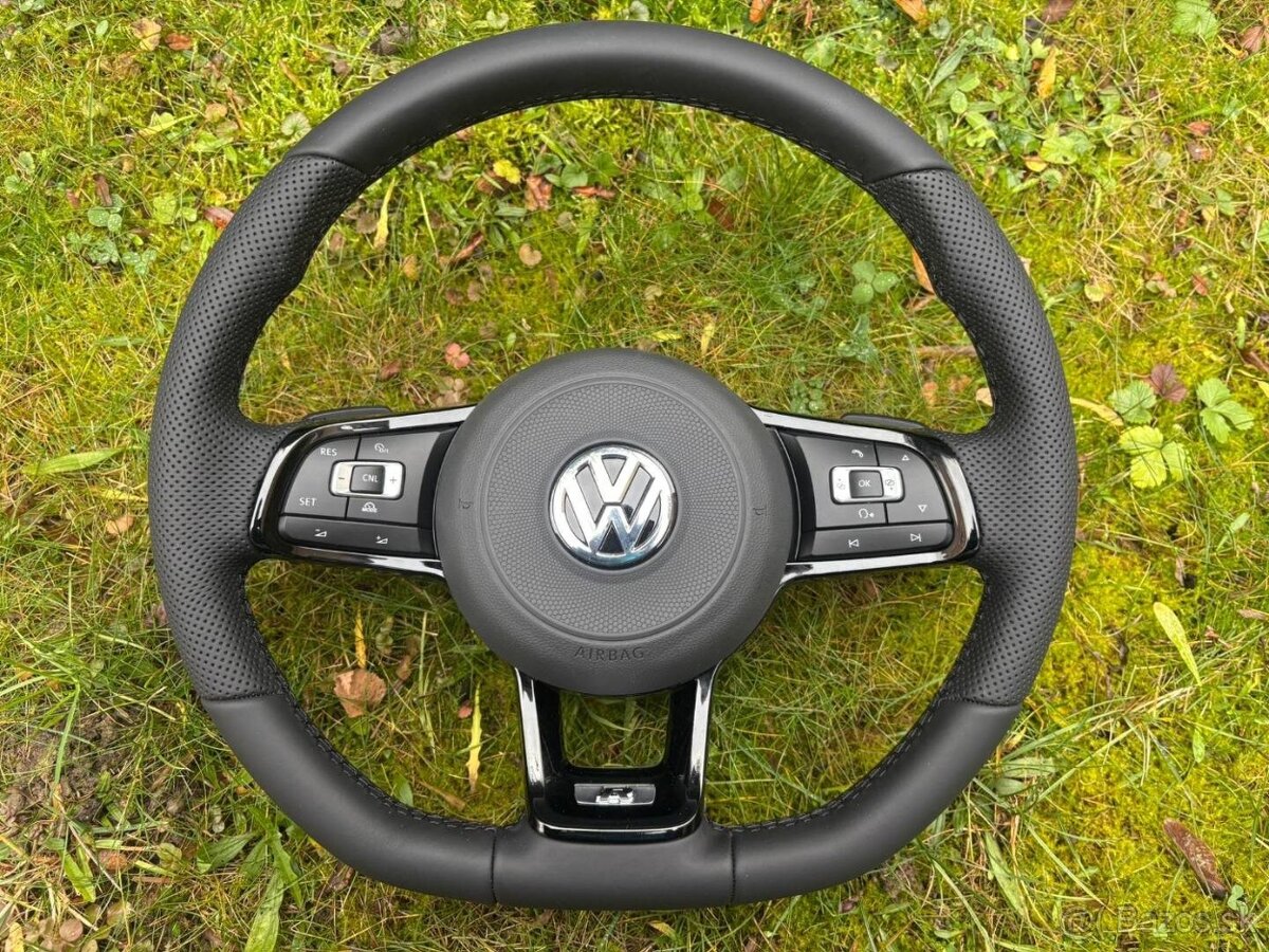 Rline VW VOLANT KOZENY MULTIFUNKCNY čierne šitie