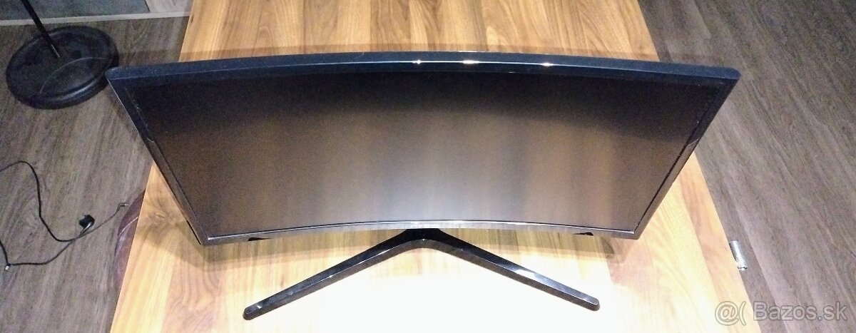 Herný monitor samsung