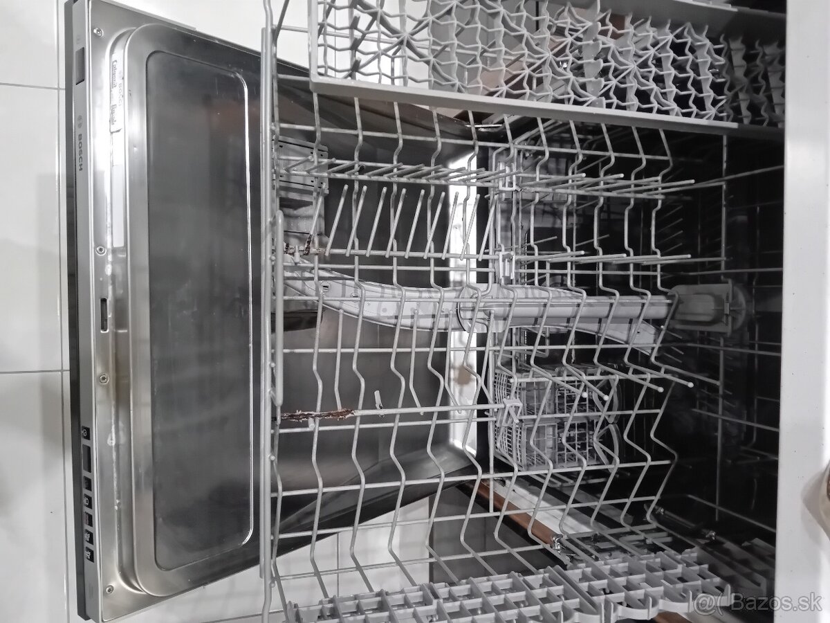 predám umývačku riadu značky Bosch