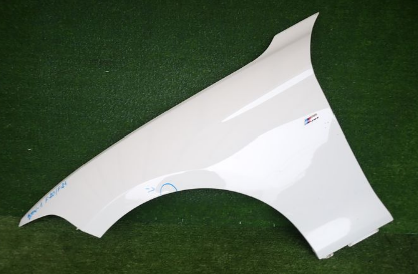 bmw 1 blatník f20 f21