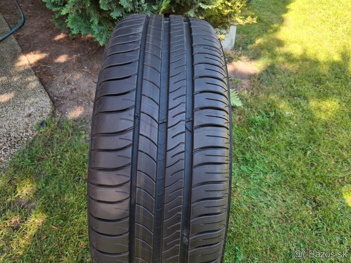 205/60 r16 Michelin, 4ks letné 8 mm