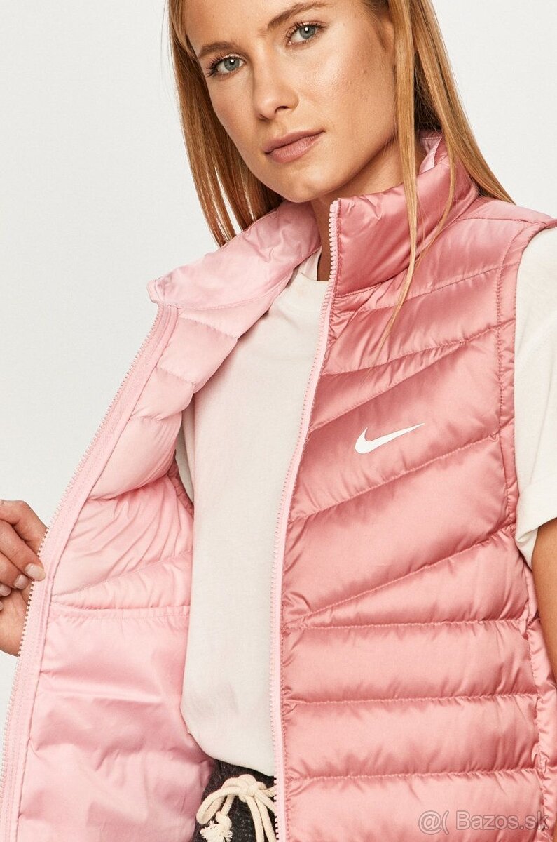 Minimalne nosená vesta Nike