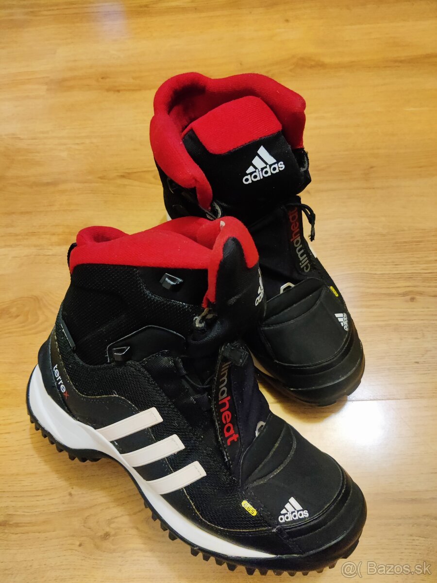 Adidas zimná obuv veľkosť. 42