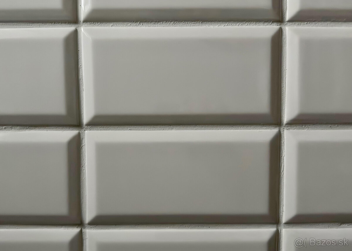 Predám nástennú dlažbu Tamoe Bianco Ściana Kafel