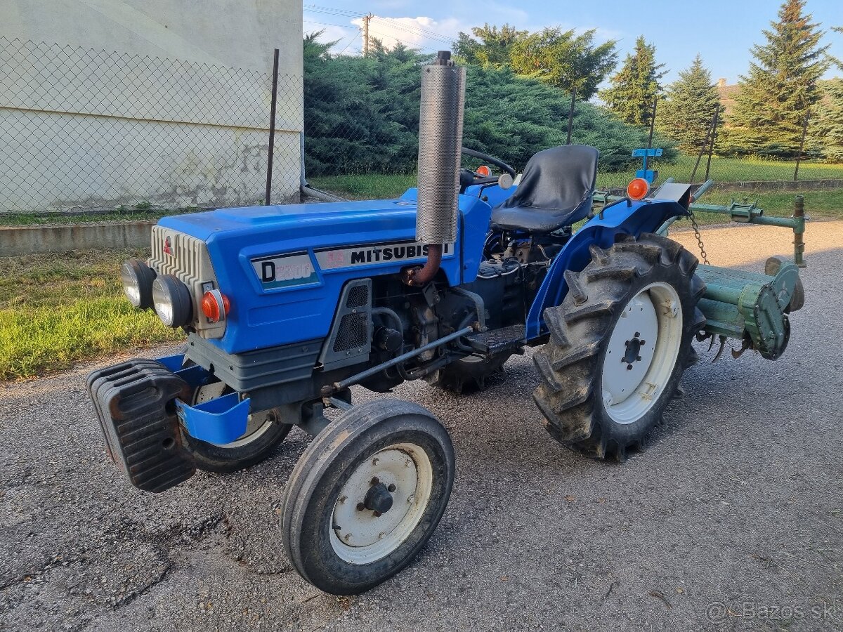 MITSUBISHI D2300 17 KW - 23 PS ROK-1991