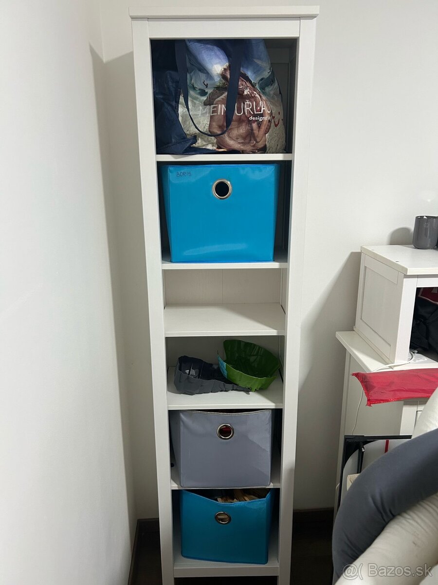 Kniznica Ikea Hemnes biela