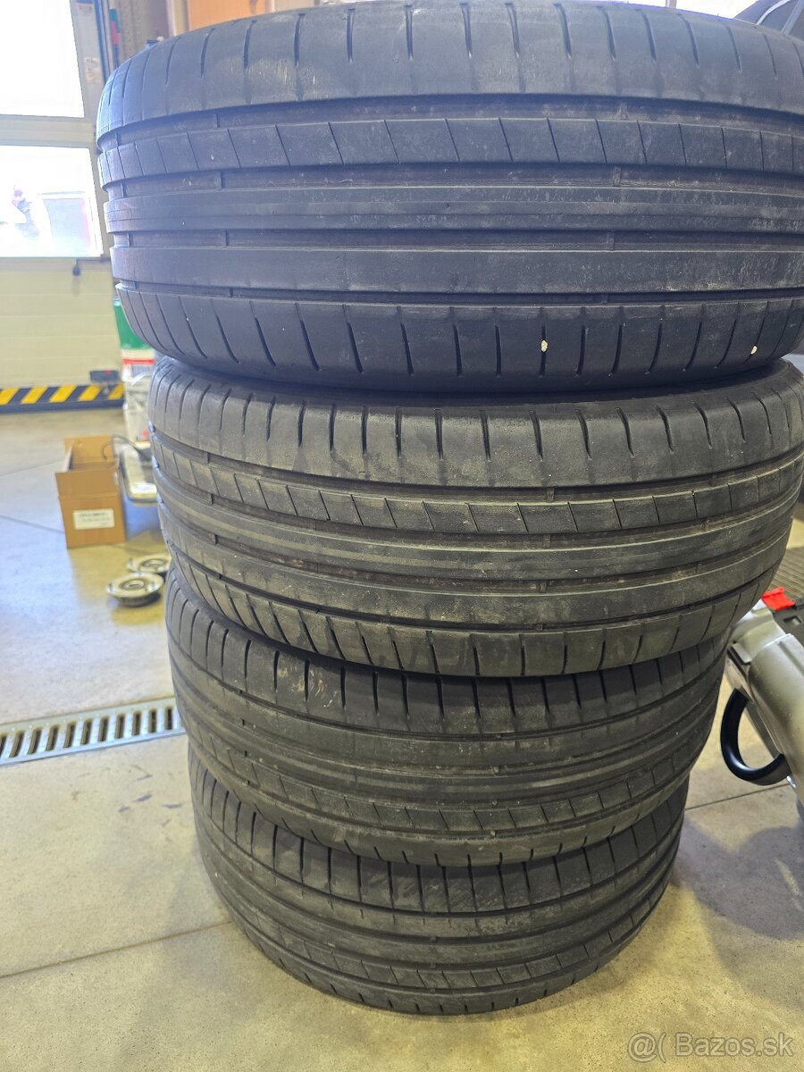 225/45 R19 92W DUNLOP SPORT MAXX RSC