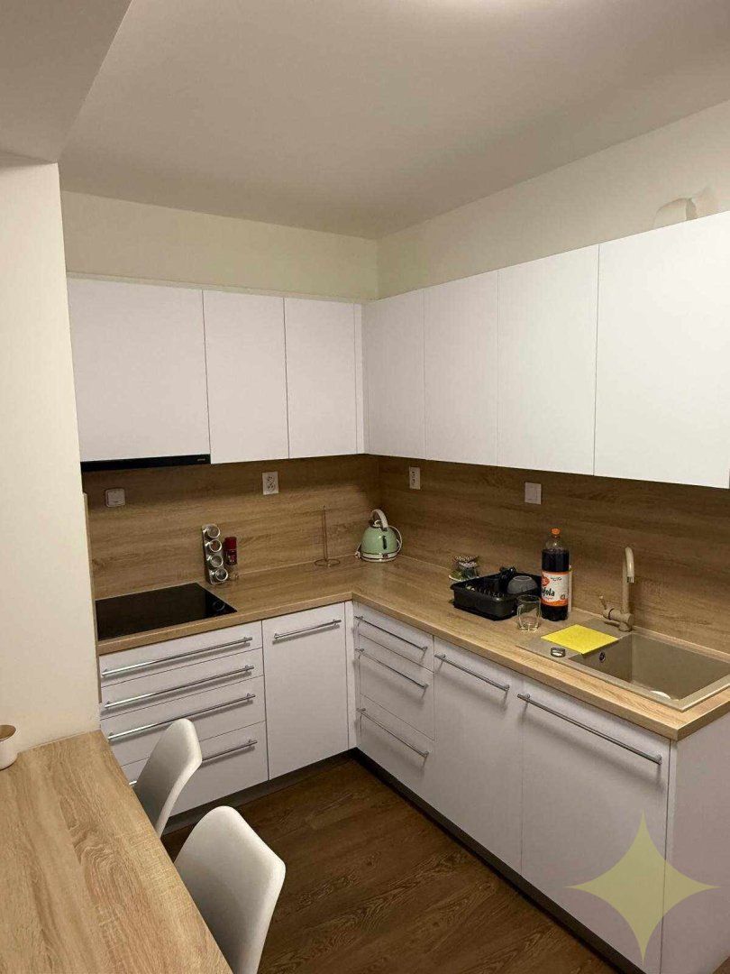 REZERVOVANÉ - PREDAJ, pekný, zariadený 1 izbový byt s balkón