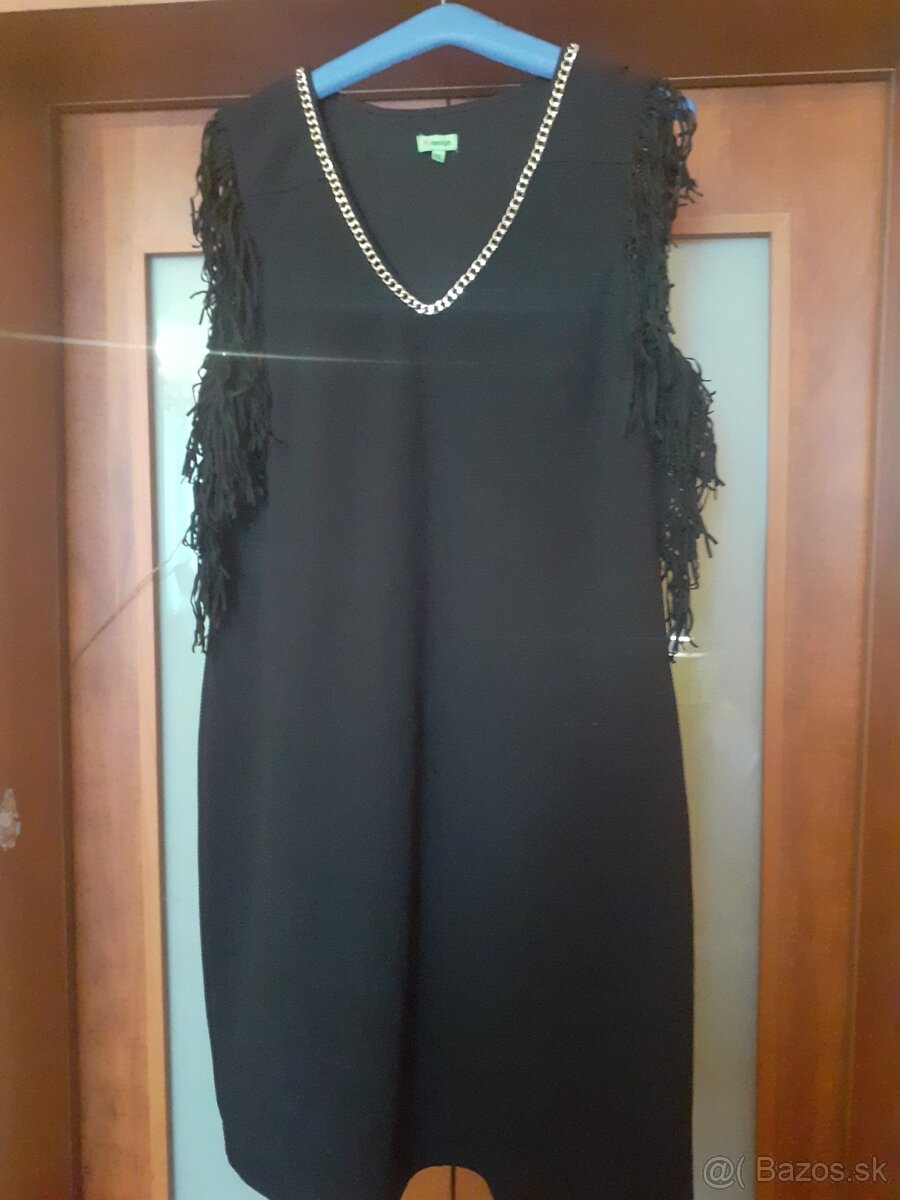 Čierne saty