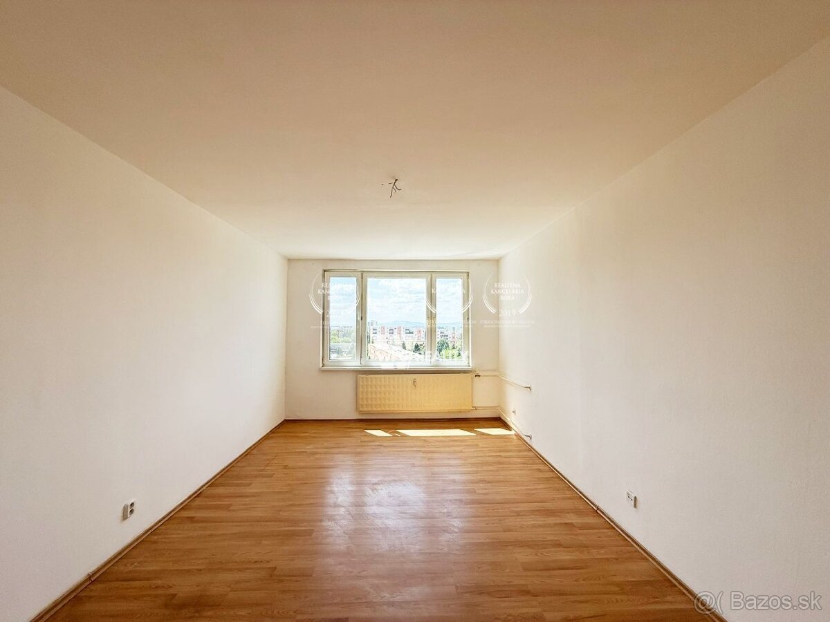 2-izbový byt s dvoma balkónmi, Partizánske