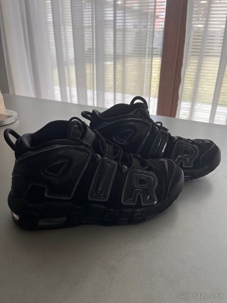 Nike air more Uptempo,čierne
