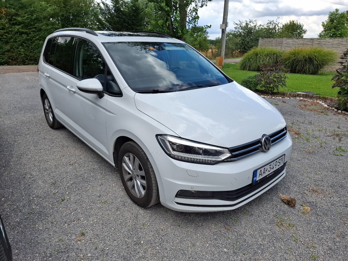 VOLKSWAGEN TOURAN 2018 1,6 TDI 85KW Full IQ LED SVIETENIE