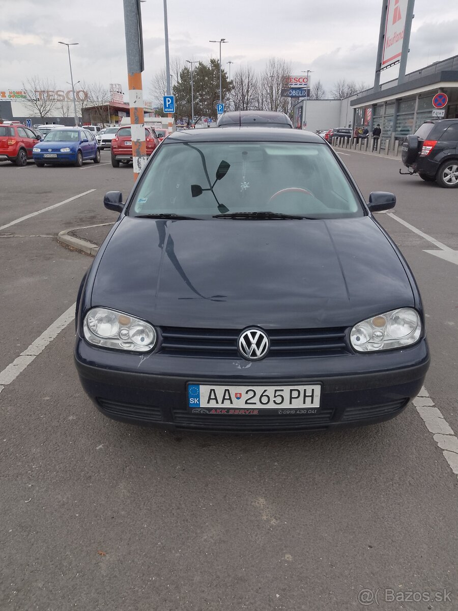 Predám Volkswagen golf 4 1.6 benzin