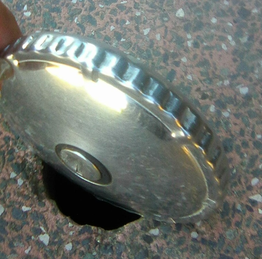 Viečko , zátka nádrže , víko ,