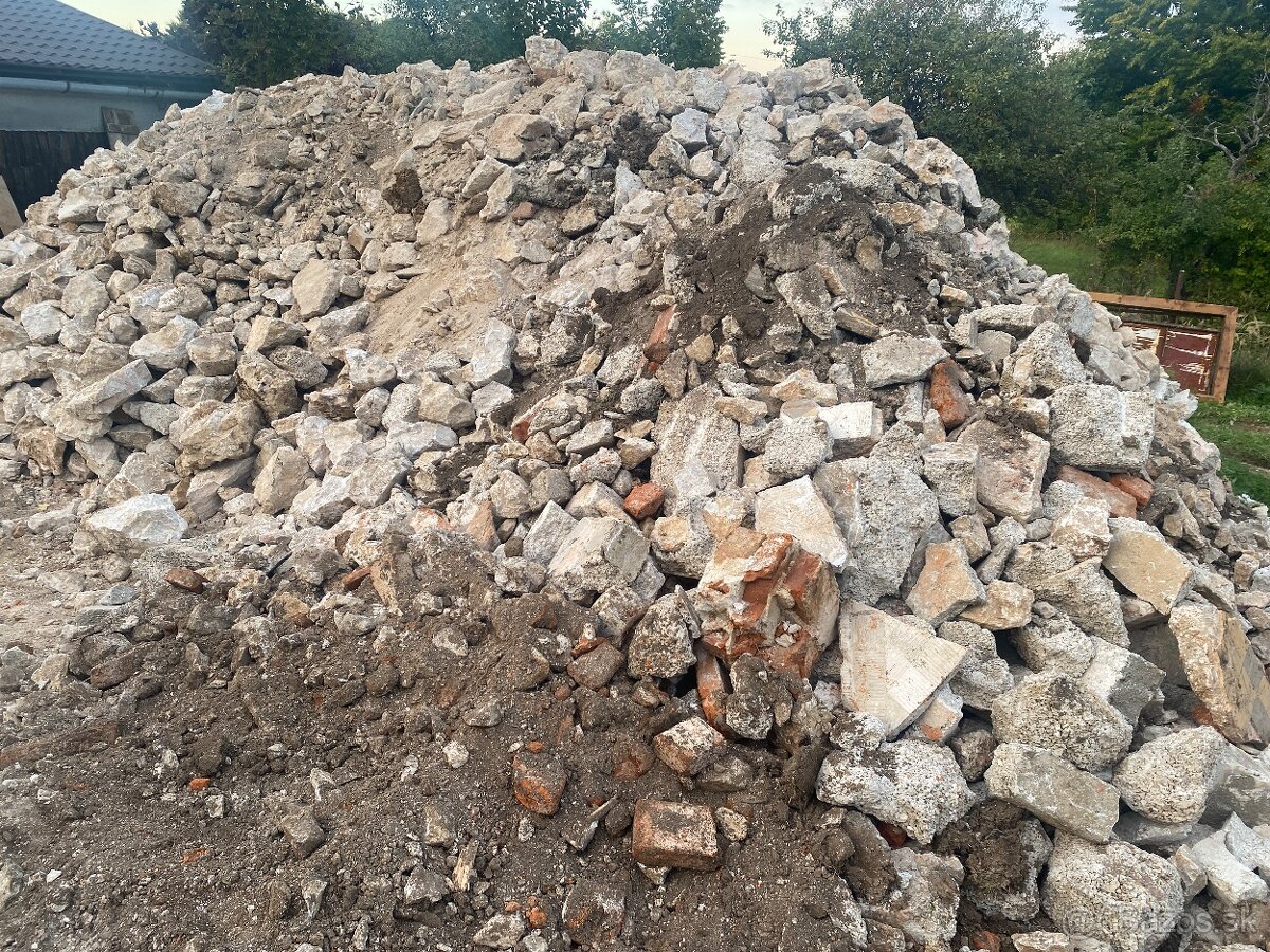 Stavebná suť
