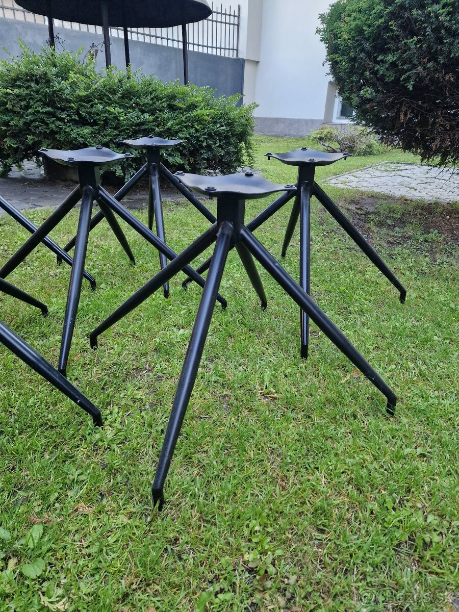 Predam dizajnove podnoze resp. nohy na stolicky