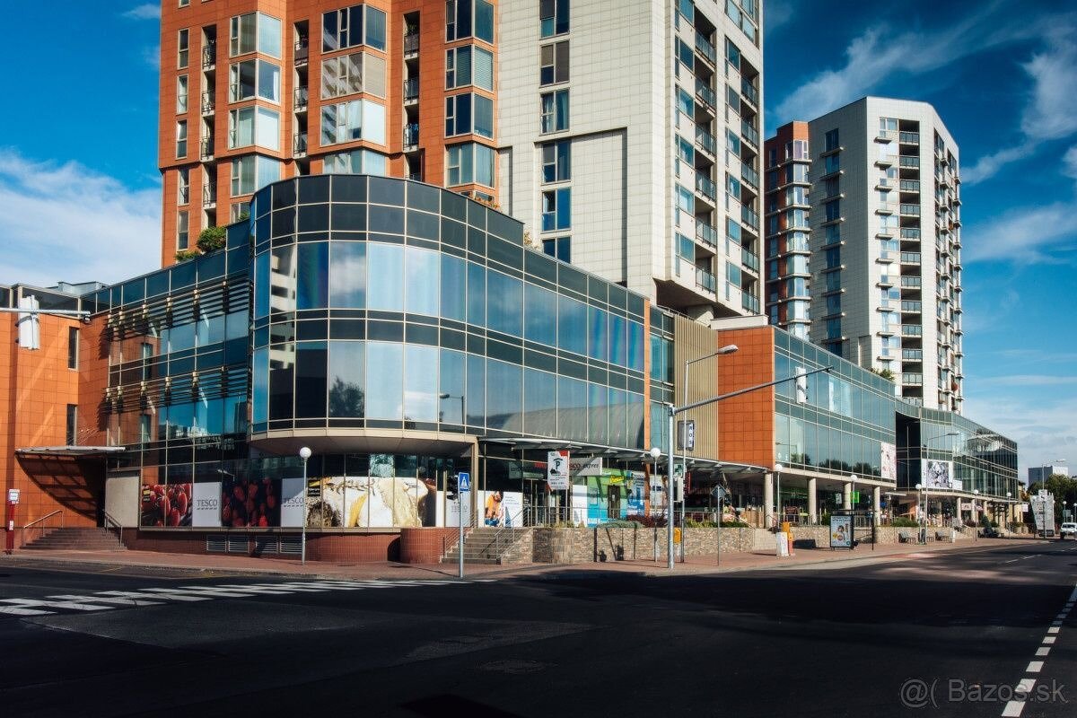 132m2 administratívny priestor, Vienna Gate, Kopčianska-Petr