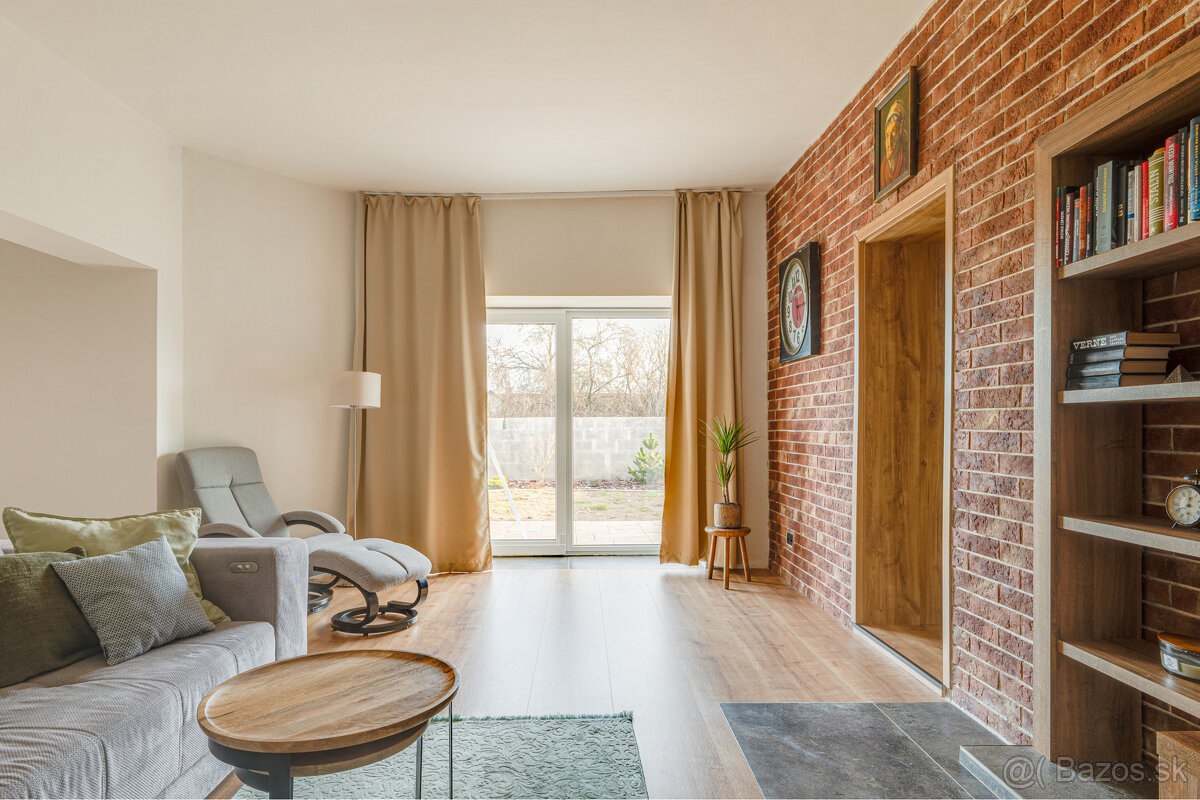 Na prenájom moderný 4-izbový bungalov | Košice - Pereš