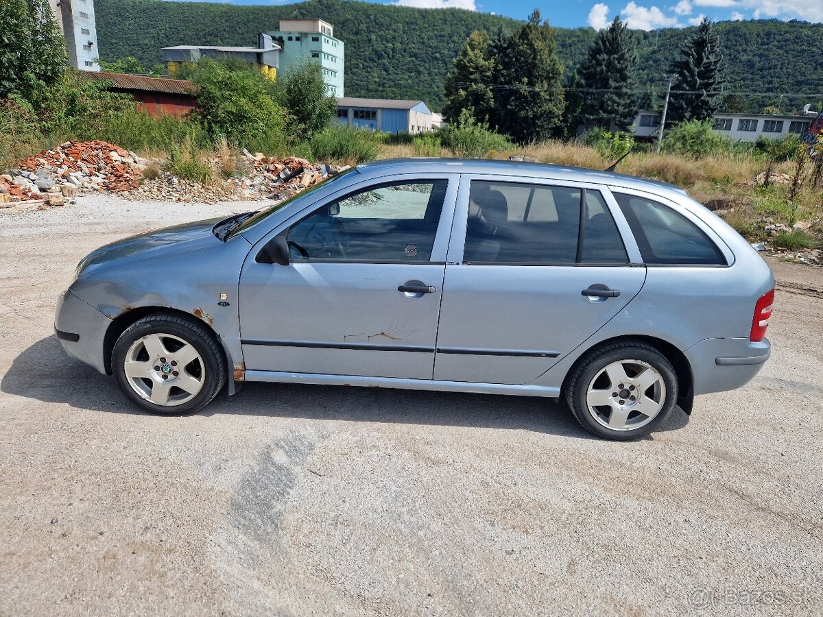 Škoda Fabia Combi 2001